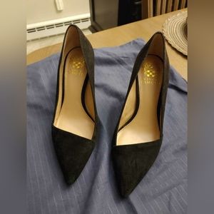 Vince Camuto pump